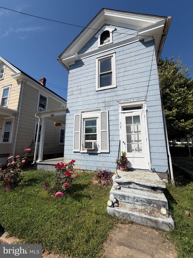 417 Virginia Ave Property Photo 3