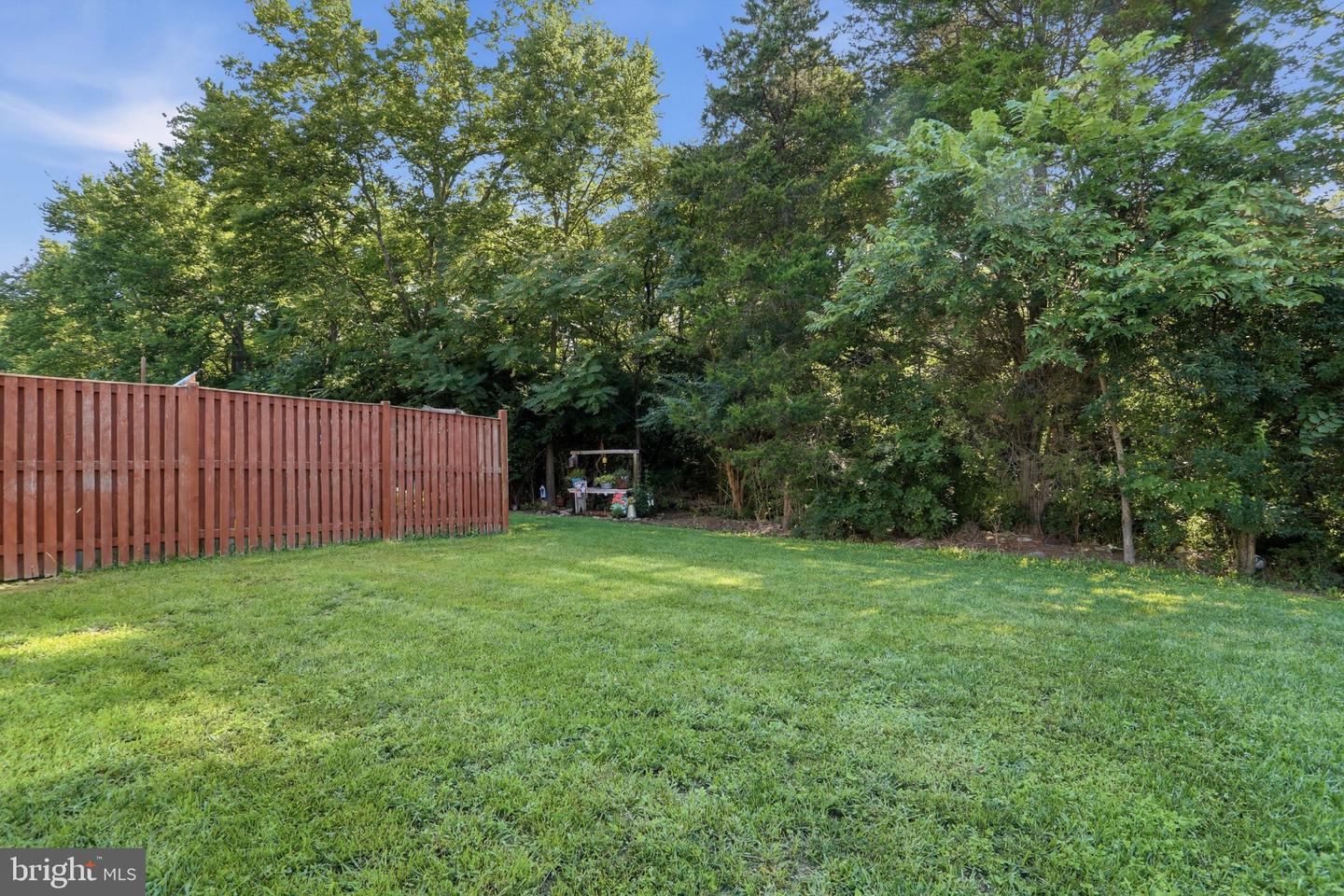 65 Darien Dr Property Photo 7