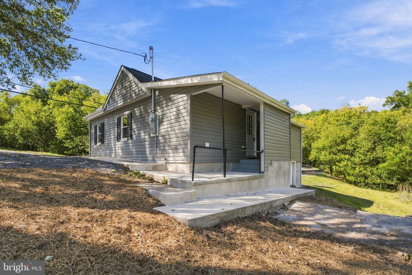 3067 Koontztown Rd Property Photo 4