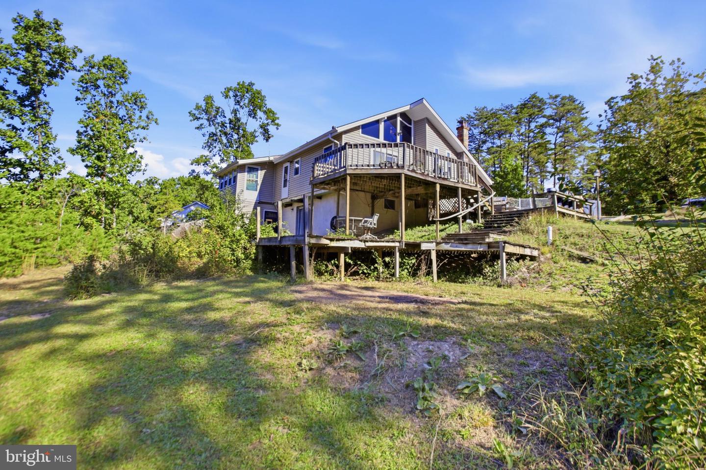 241 Trough Hill Dr Property Photo 4