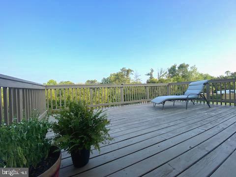 91 Melville Dr Property Photo 2