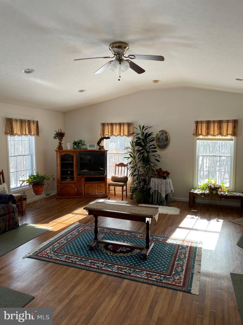 4645 Lower Knobley Rd Property Photo 29