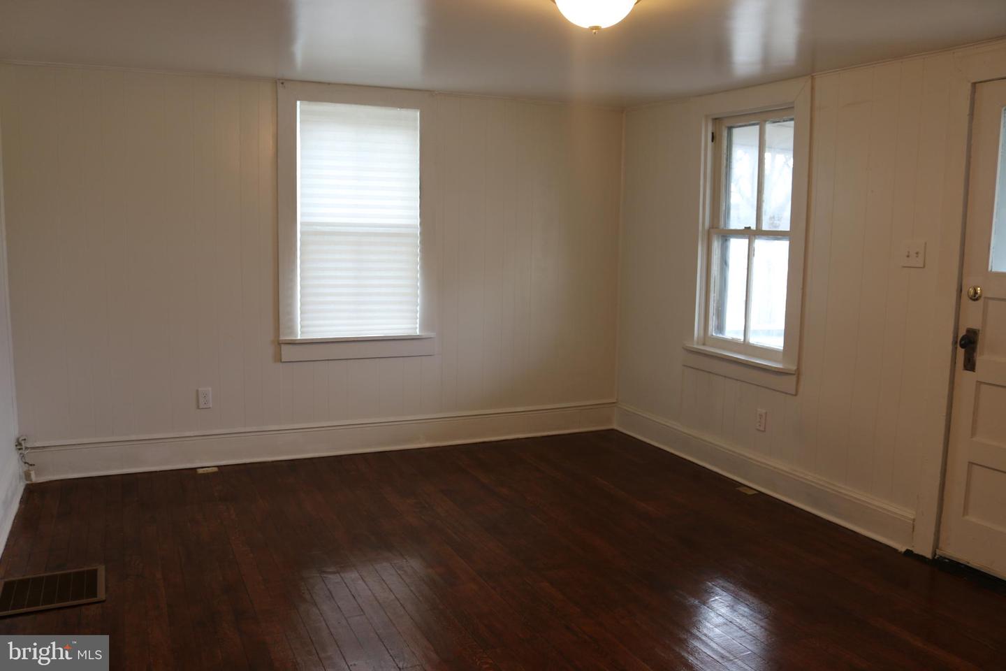 216 N Main St Property Photo 13