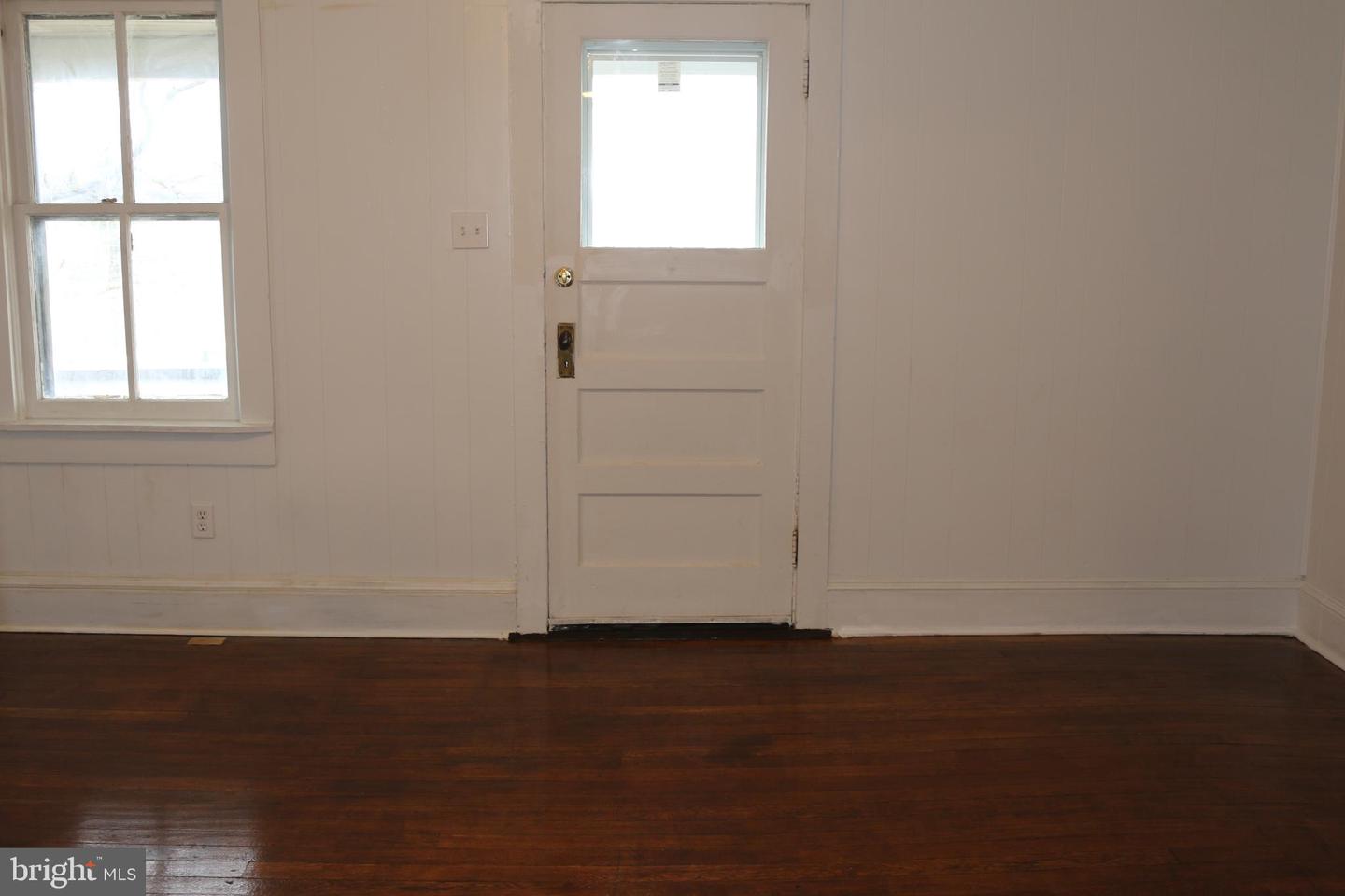 216 N Main St Property Photo 14