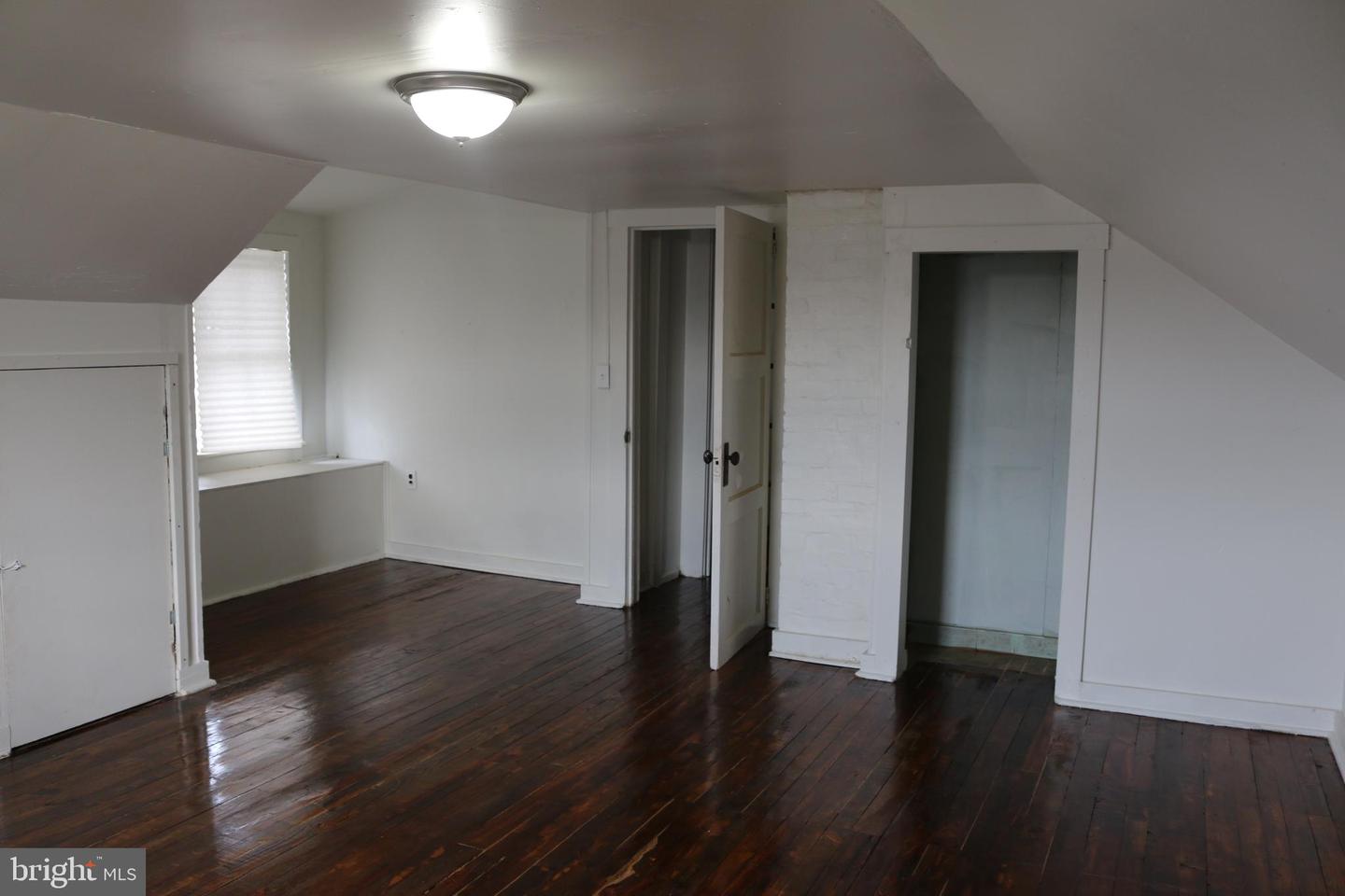 216 N Main St Property Photo 16