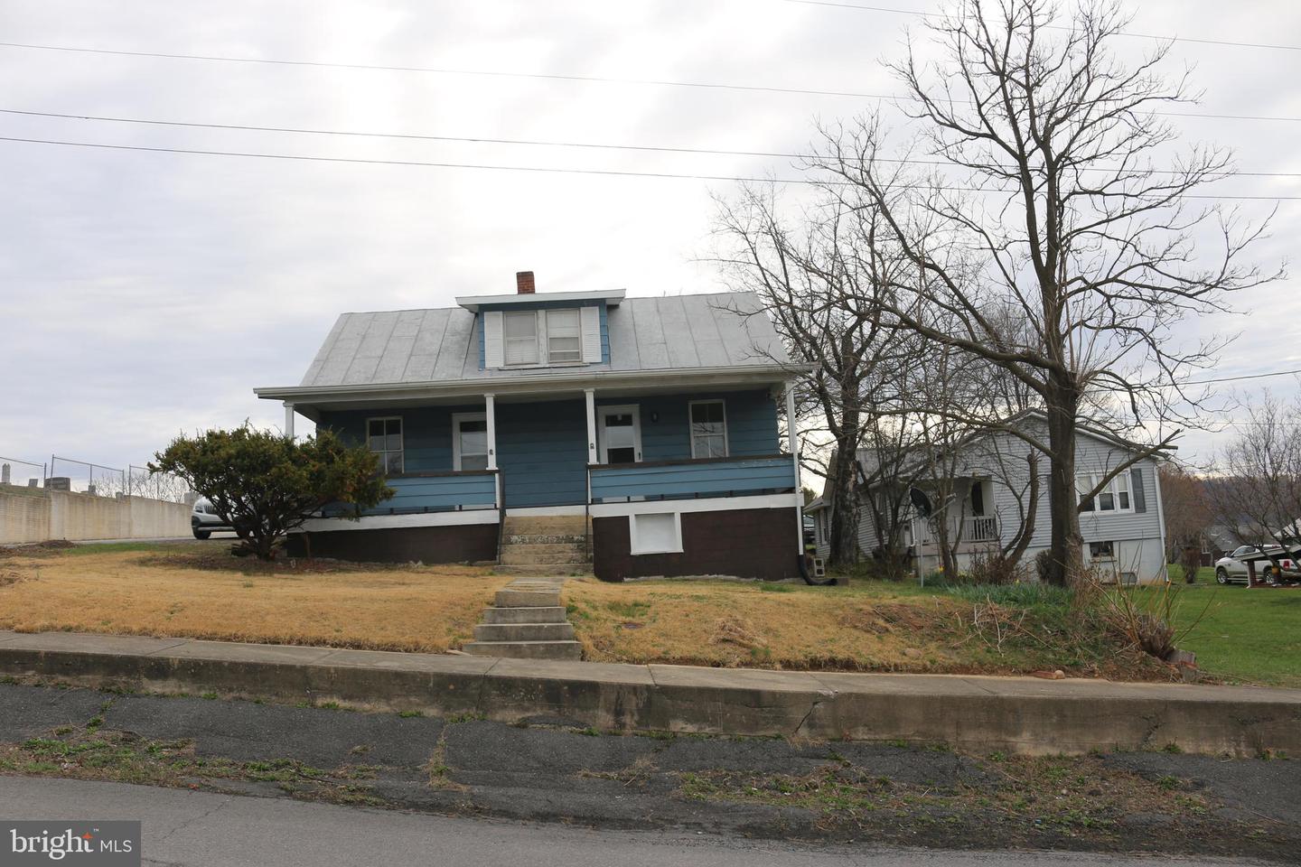 216 N Main St Property Photo 31