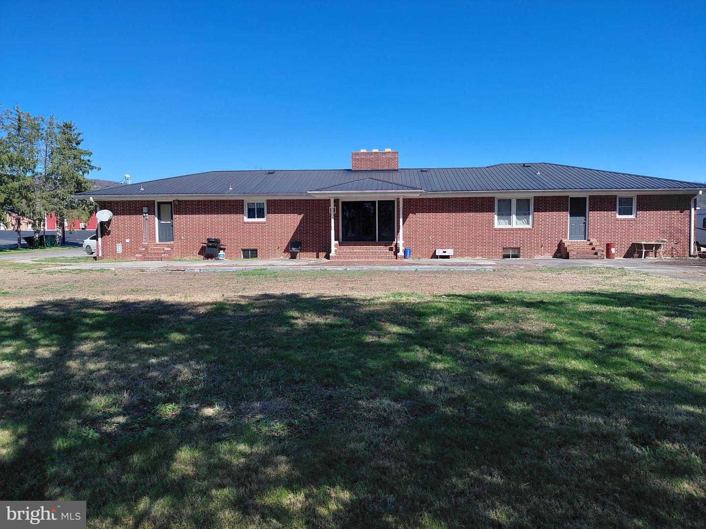1 Pepsi Ln Property Photo 5
