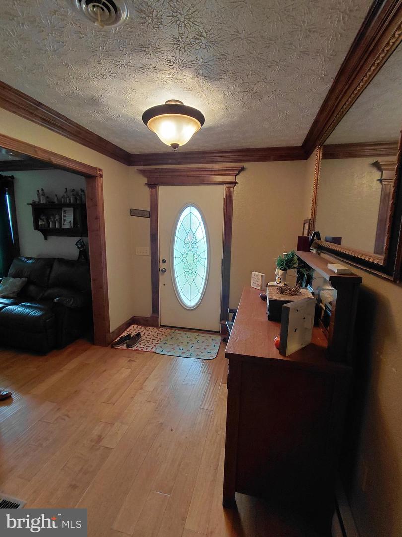 1 Pepsi Ln Property Photo 16