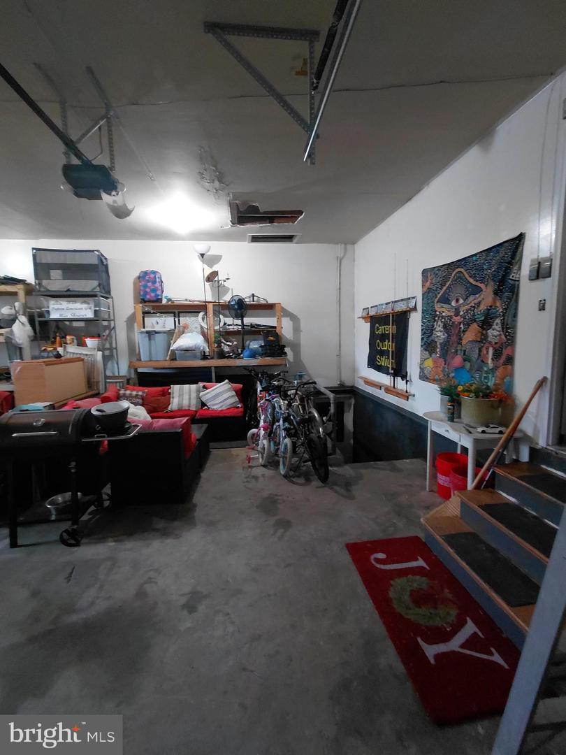 1 Pepsi Ln Property Photo 68