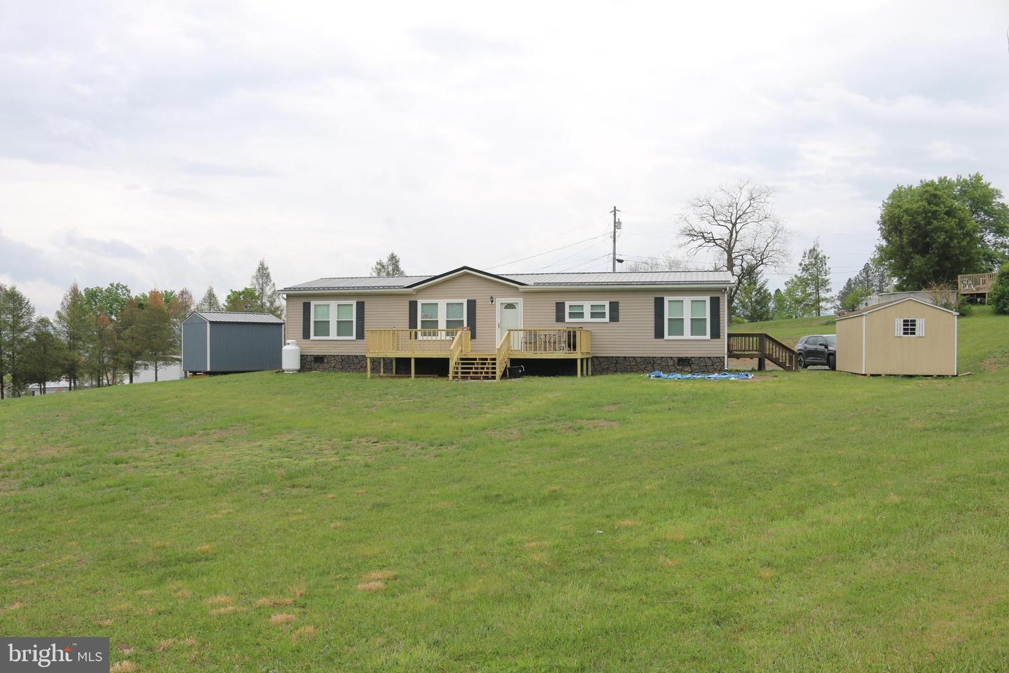 409 Sky Valley Dr Property Photo 41