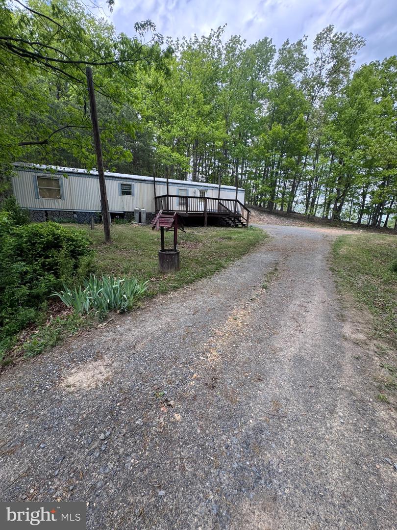 155 Foxdale Ln Property Photo 65