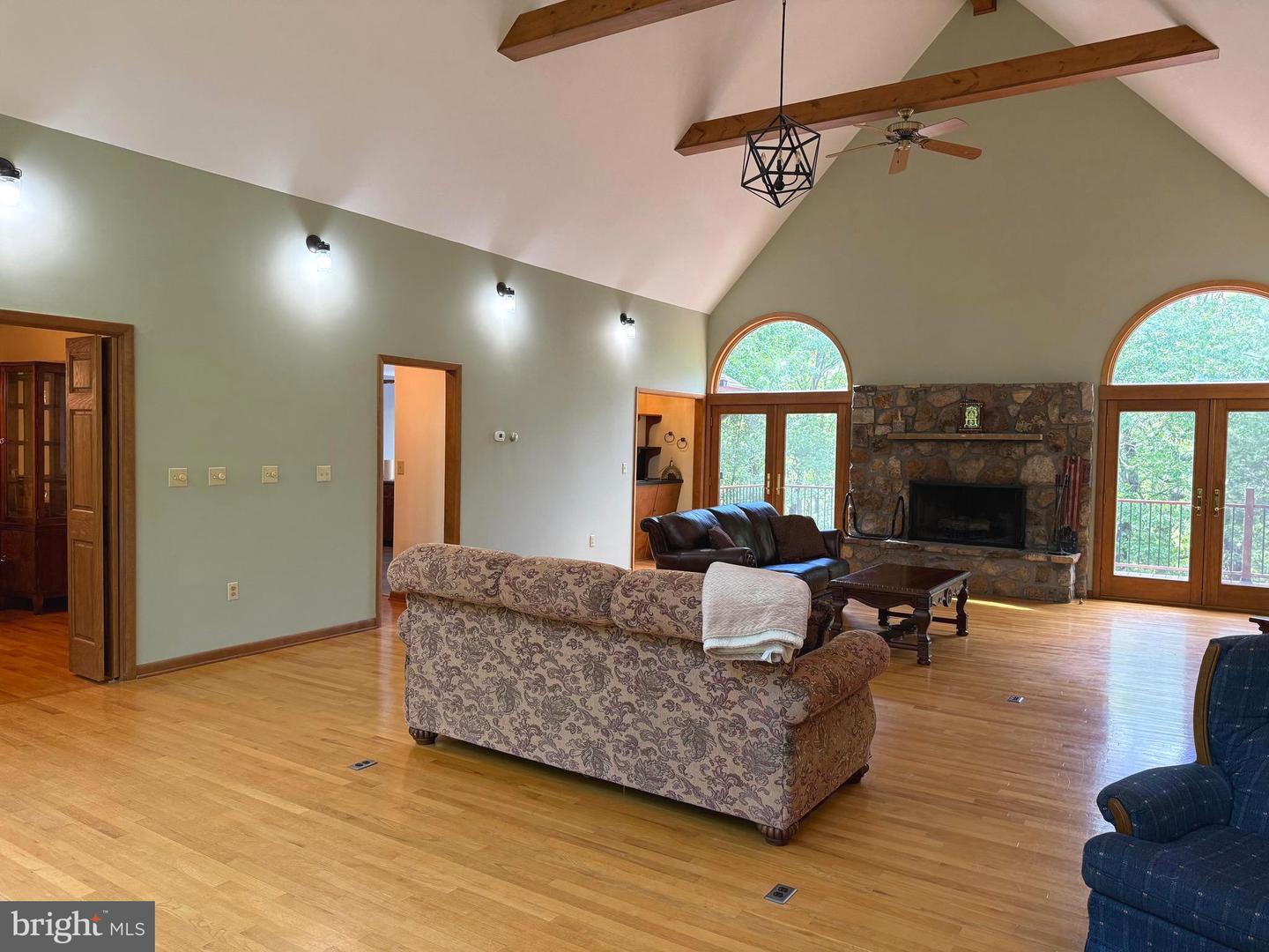 500 Maryvale Ln Property Photo 19