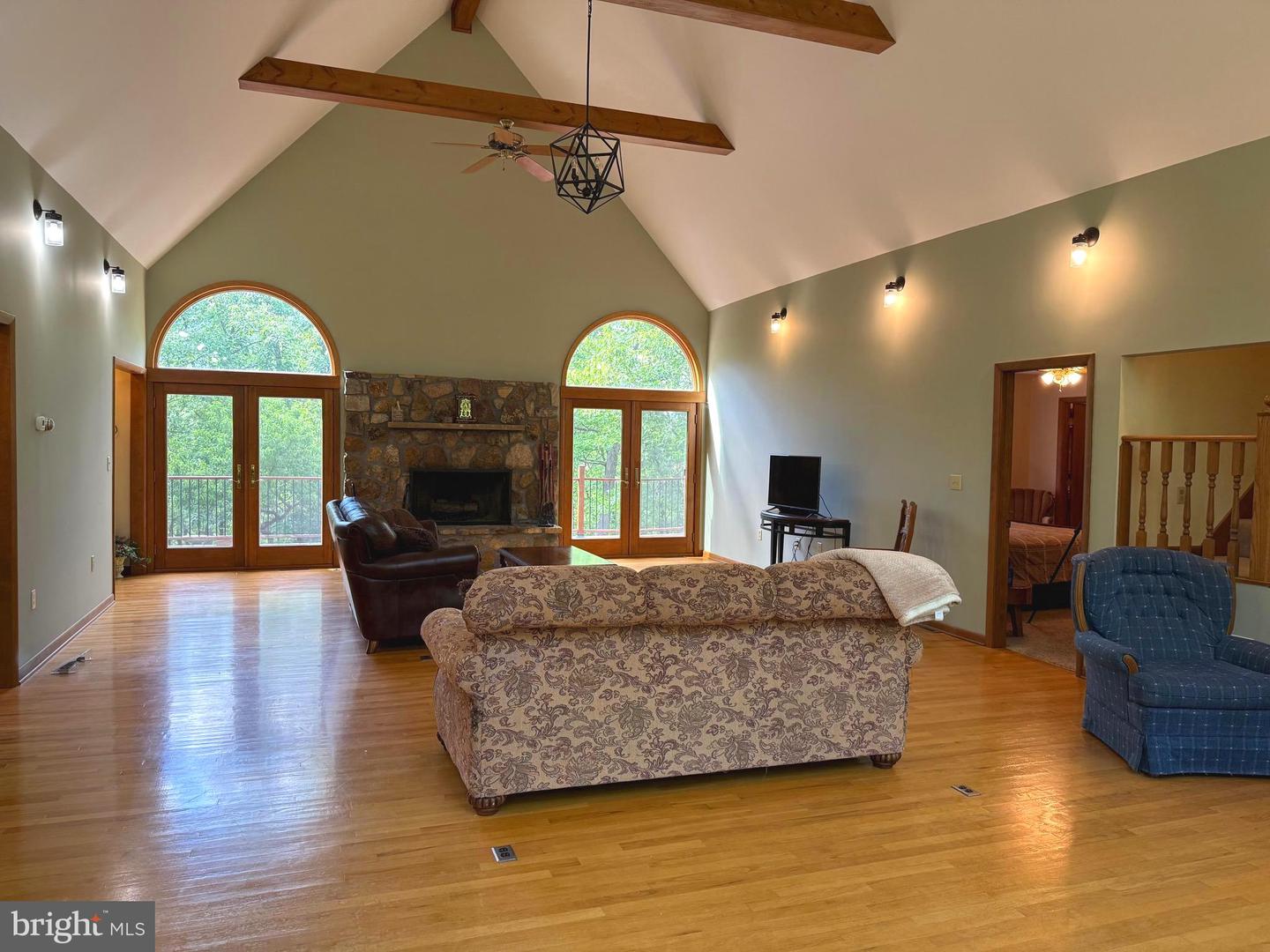500 Maryvale Ln Property Photo 20