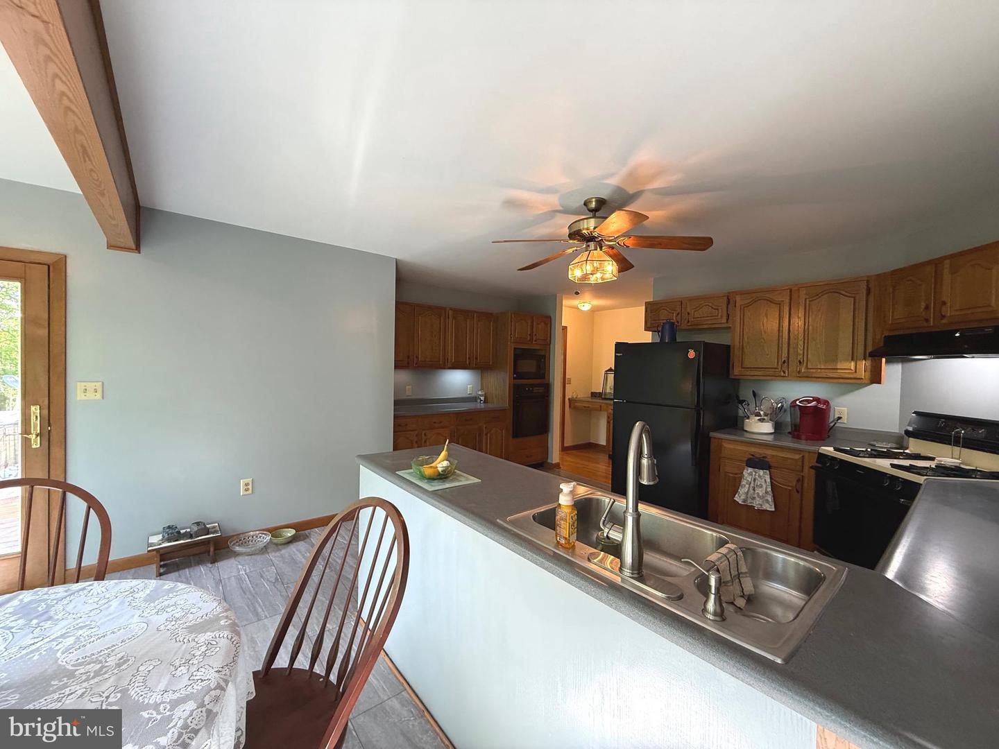 500 Maryvale Ln Property Photo 28