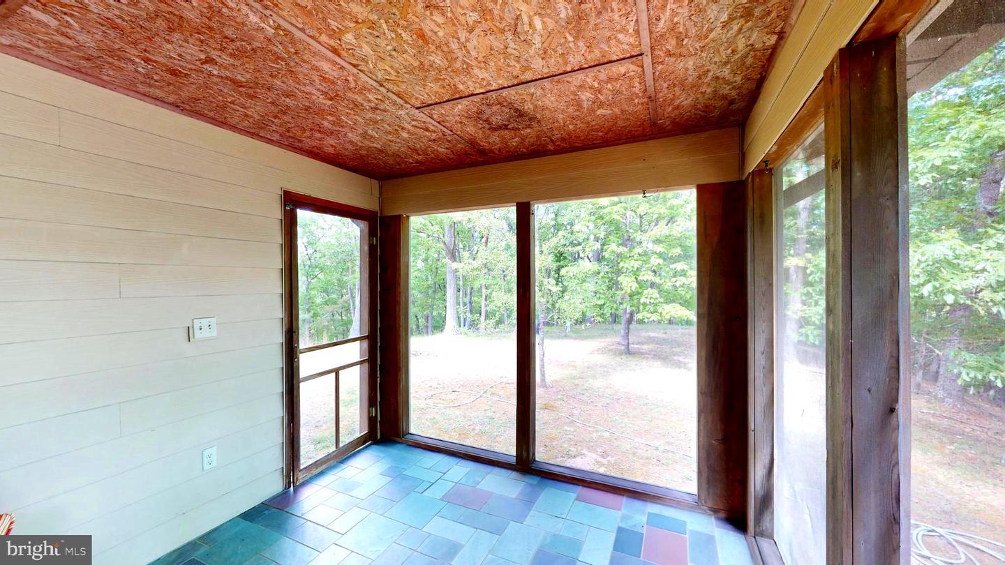 500 Maryvale Ln Property Photo 39
