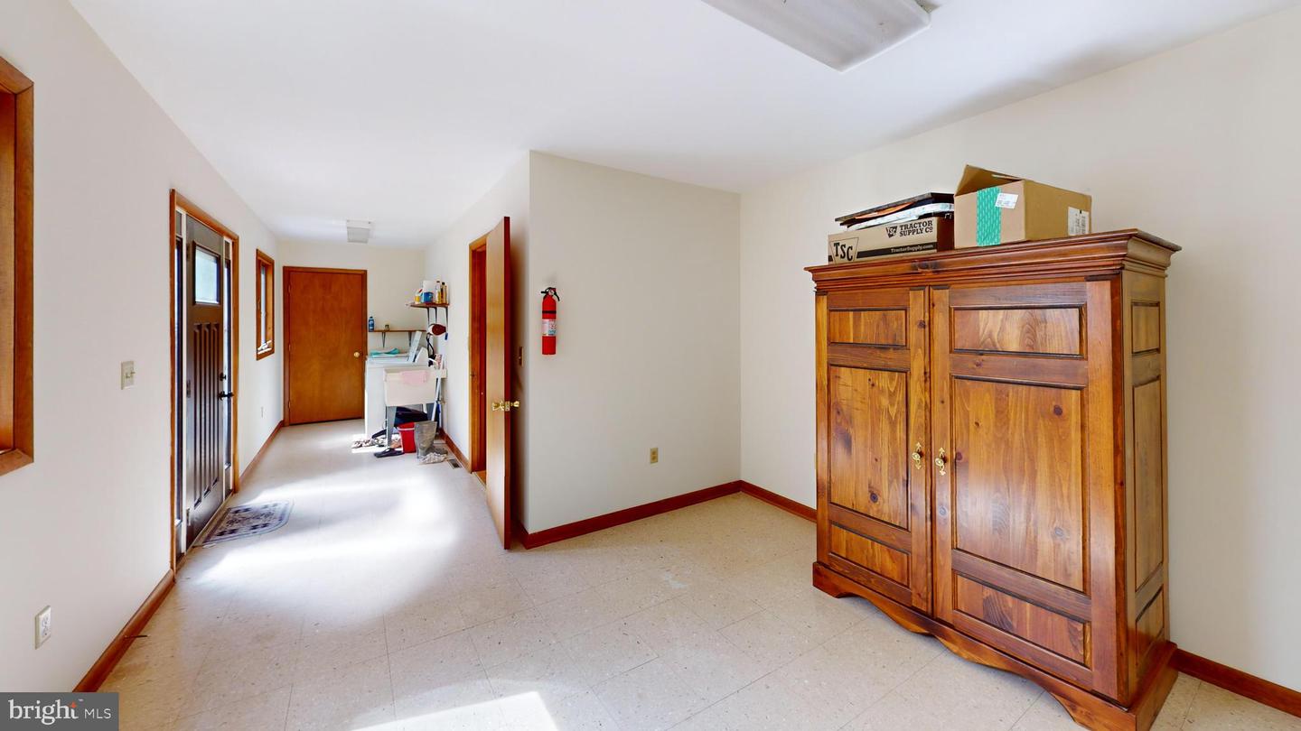 500 Maryvale Ln Property Photo 41