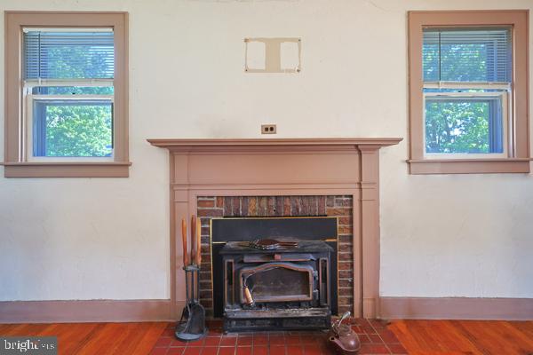 125 Pine St Property Photo 9
