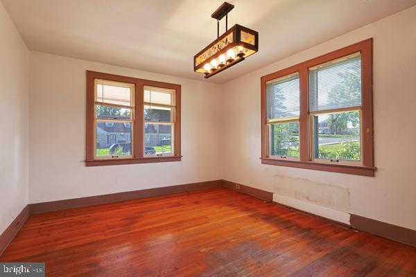 125 Pine St Property Photo 10