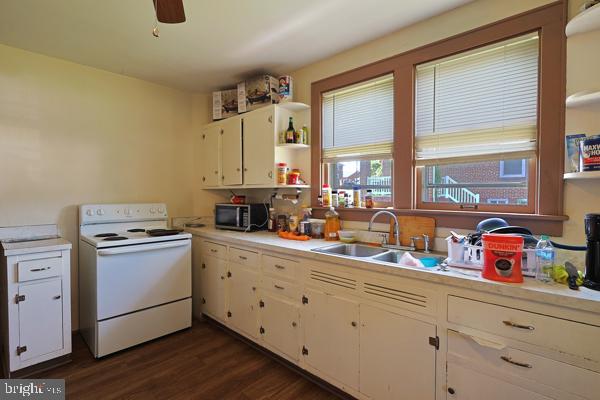 125 Pine St Property Photo 12