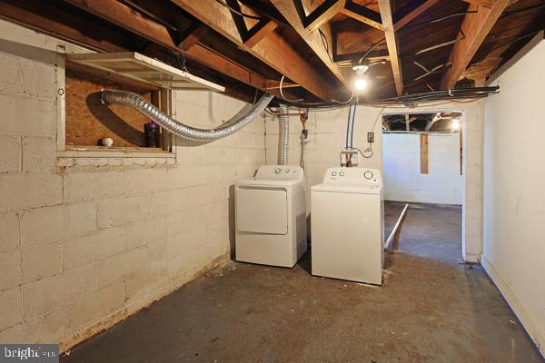 125 Pine St Property Photo 30