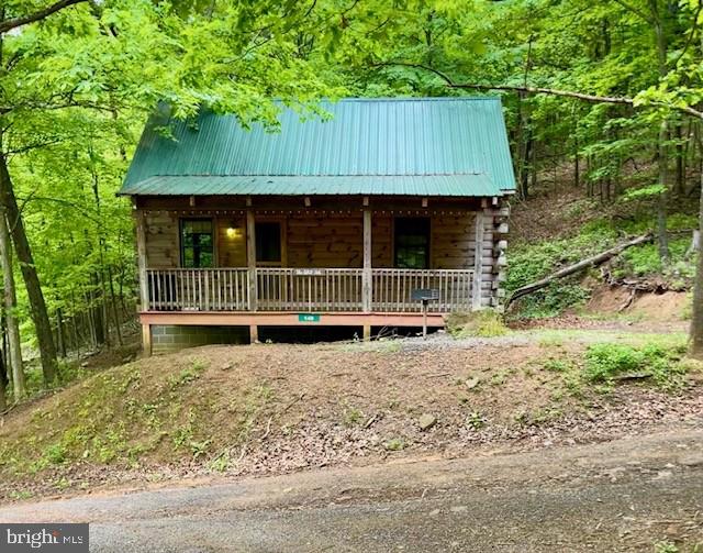 219 Fox Squirrel Ln Property Photo 3