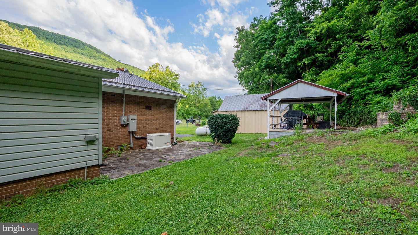 8462 N Fork Hwy Property Photo 10