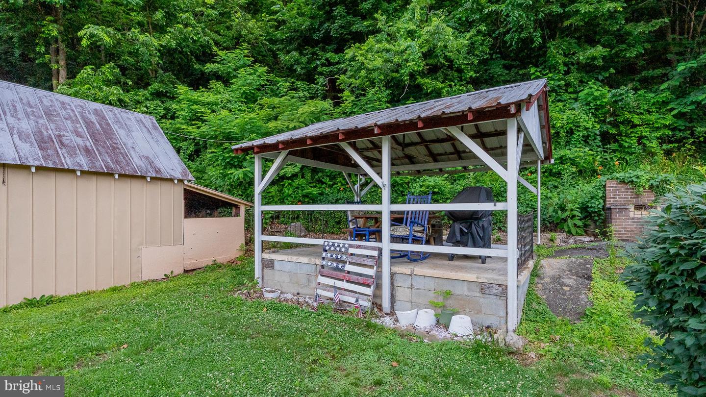8462 N Fork Hwy Property Photo 12