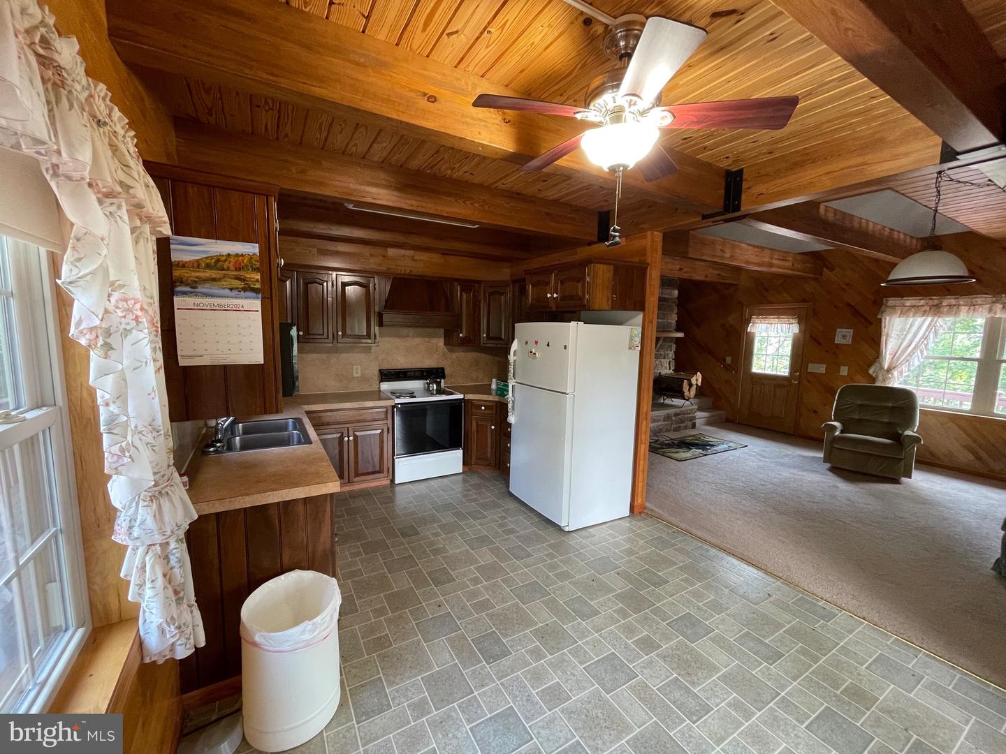 219 Eby Dr Property Photo 25