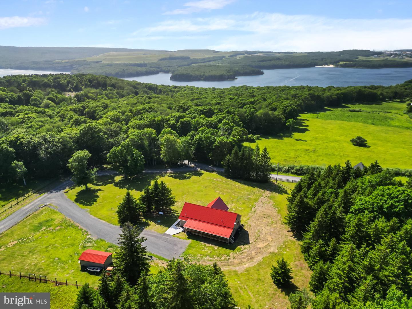 3291 Grassy Ridge Rd Property Photo 4