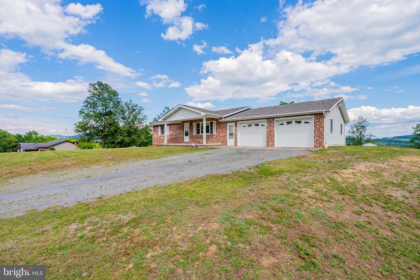 162 Stratus Dr Property Photo 6