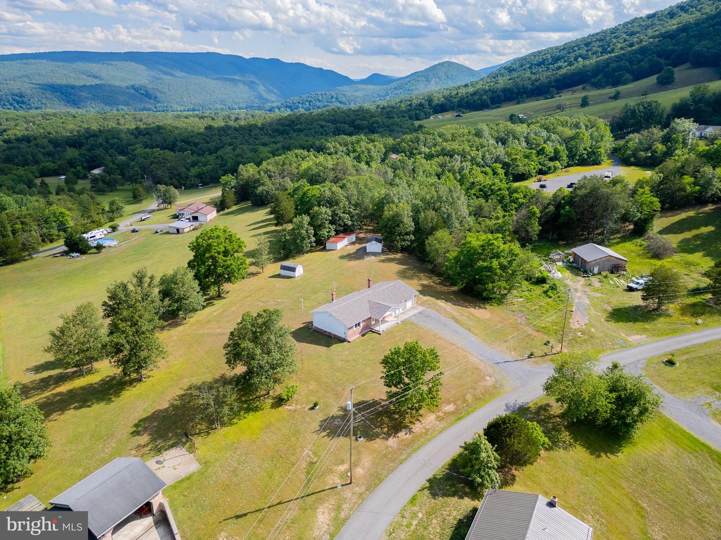 162 Stratus Dr Property Photo 13