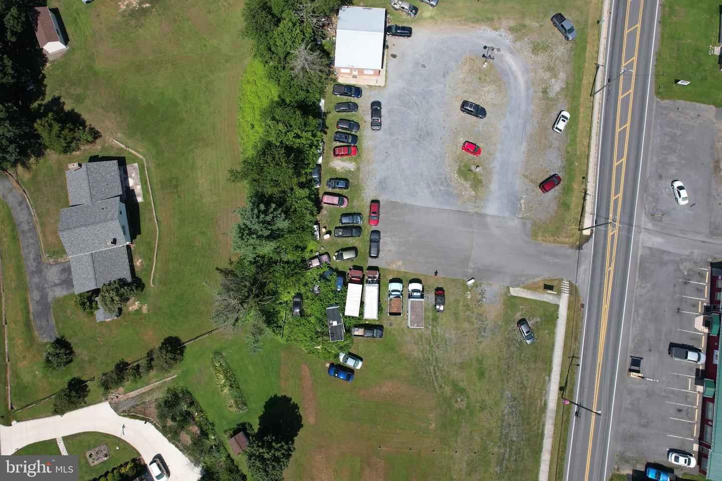 421 Keyser Ave Property Photo 18