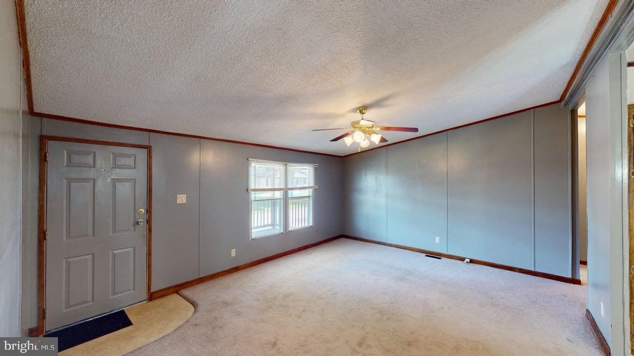 58 Creek St Property Photo 6