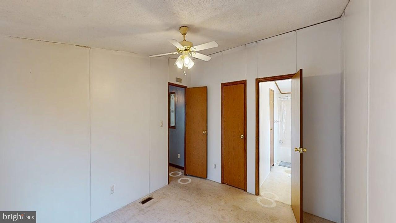 58 Creek St Property Photo 11