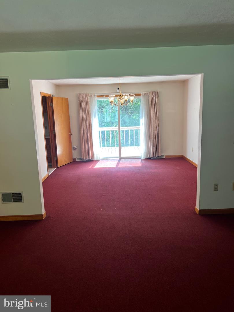 2266 Patterson Creek Rd Property Photo 15