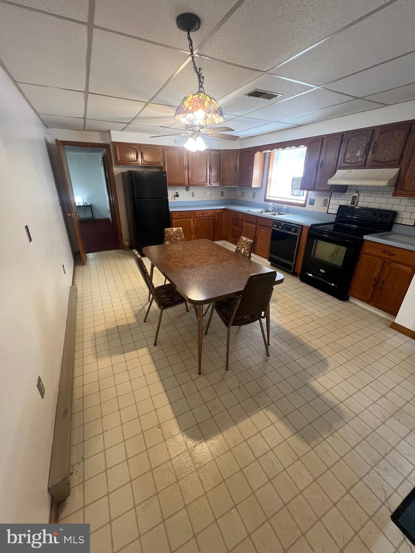 2266 Patterson Creek Rd Property Photo 42