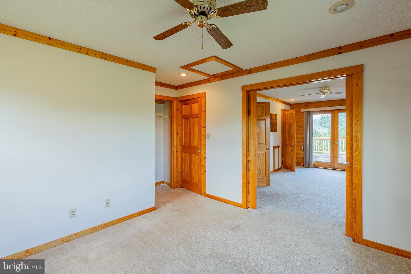 340 Palomino Dr Property Photo 43