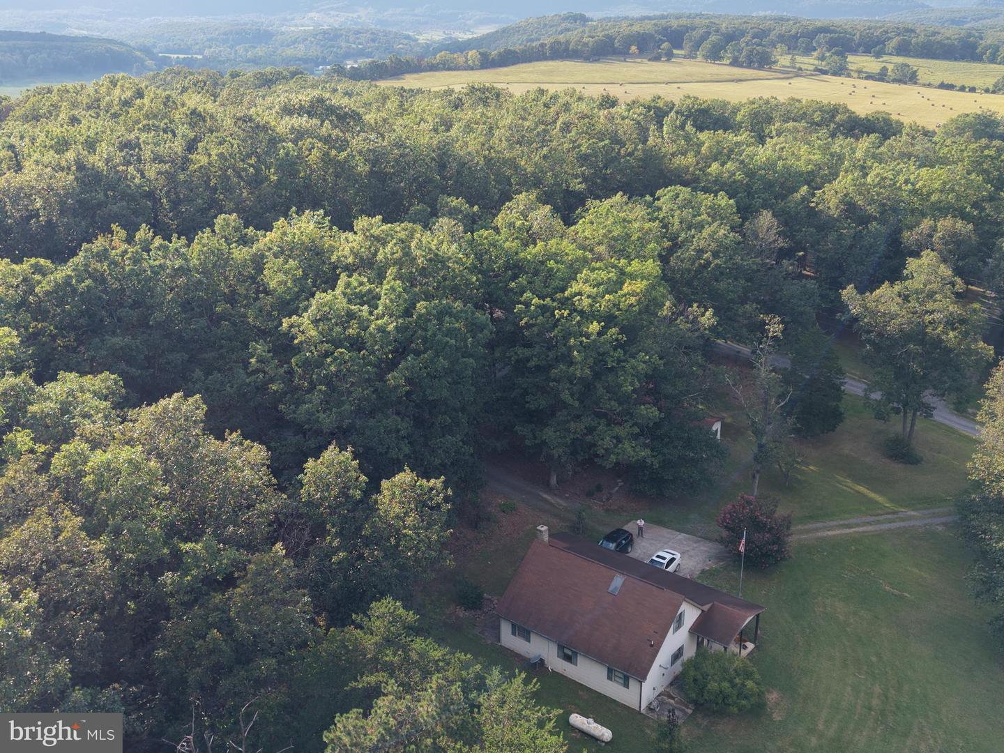 496 Haven Farms Cir Property Photo 15