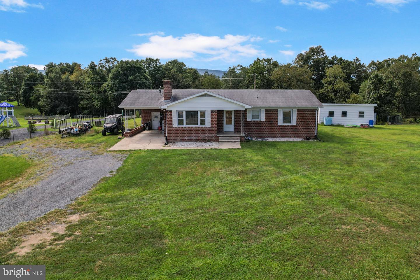 54 My Way Property Photo 2