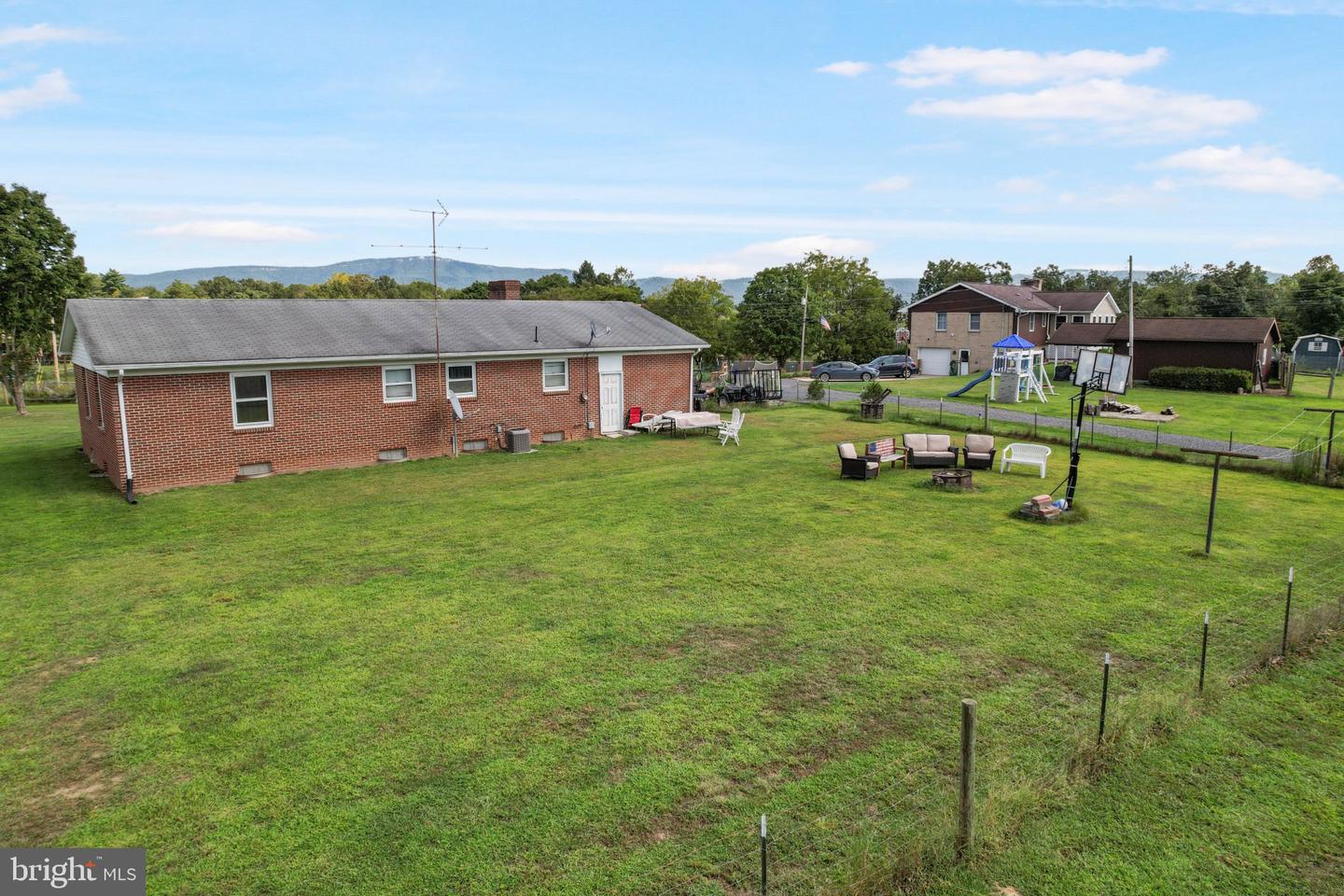 54 My Way Property Photo 6