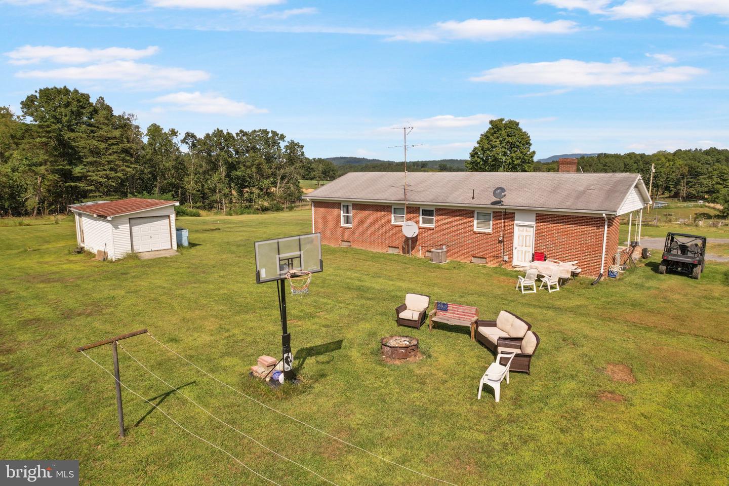 54 My Way Property Photo 7