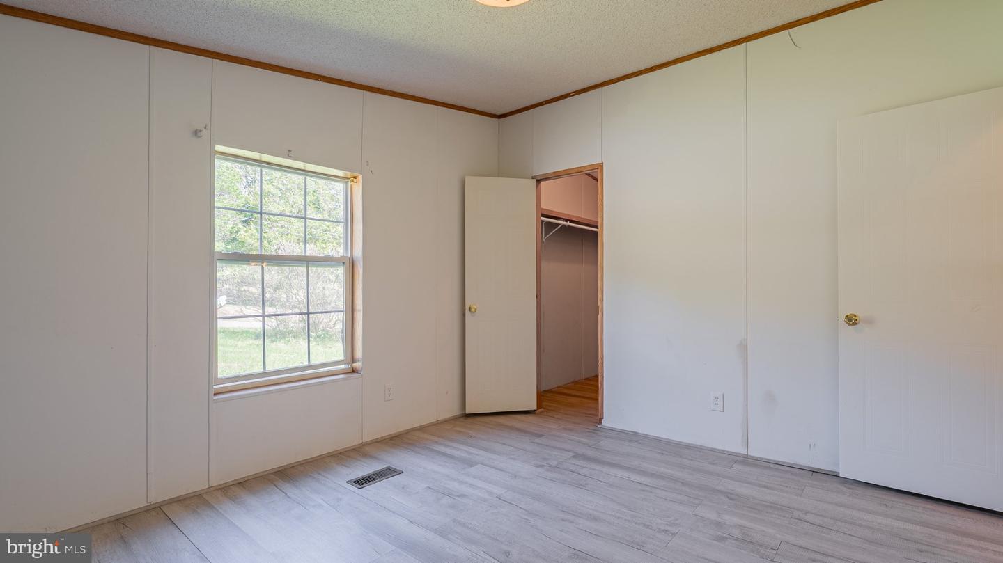 79 Humidity Ln Property Photo 51