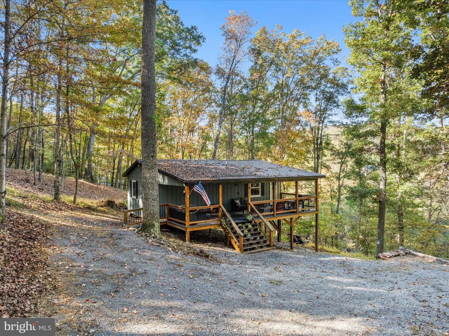 15 Meadow View Dr Property Photo 5