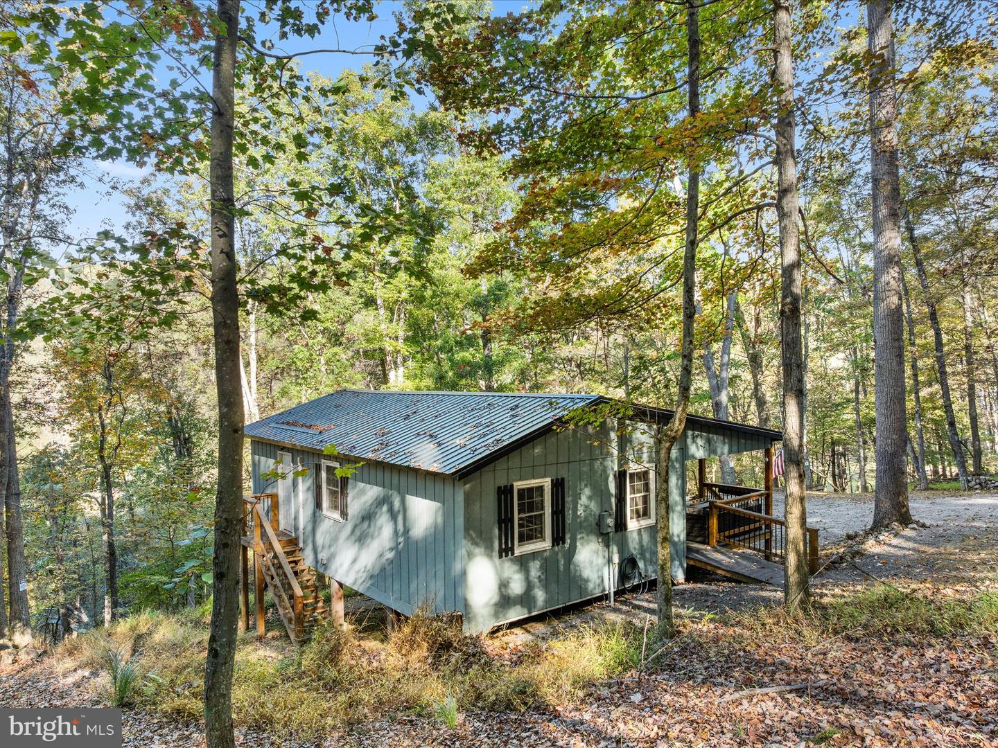 15 Meadow View Dr Property Photo 7