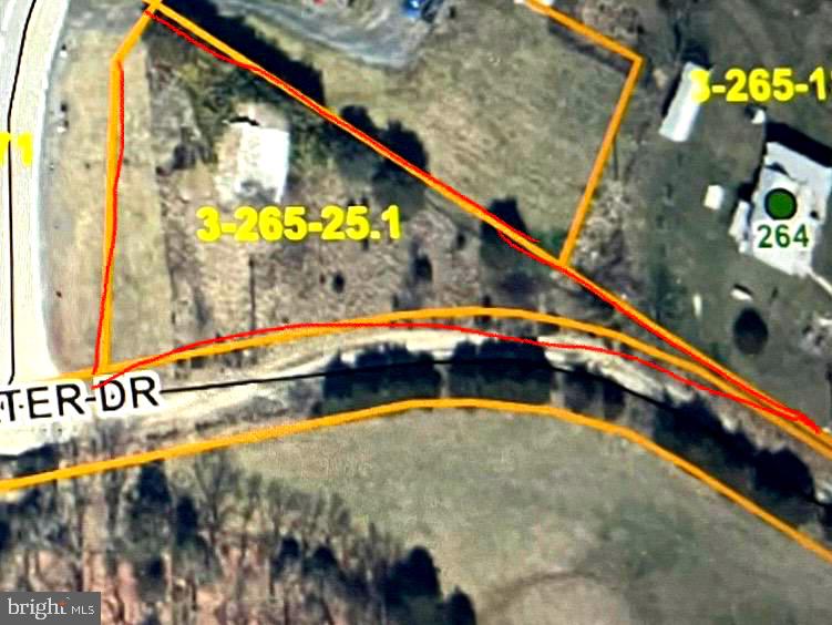158 Eastern Dr Property Photo 14