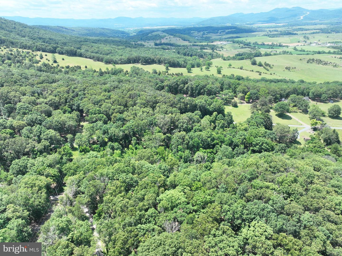 16 Rolling Acres Dr Property Photo 19