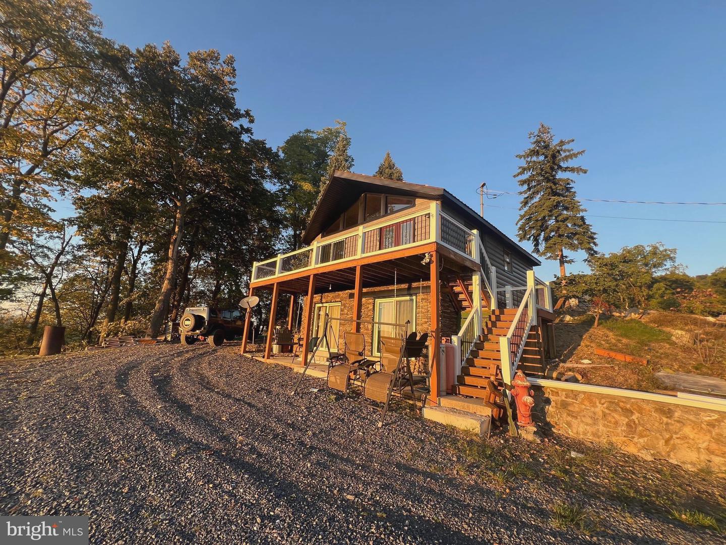 1604 High Knob Rd Property Photo 3