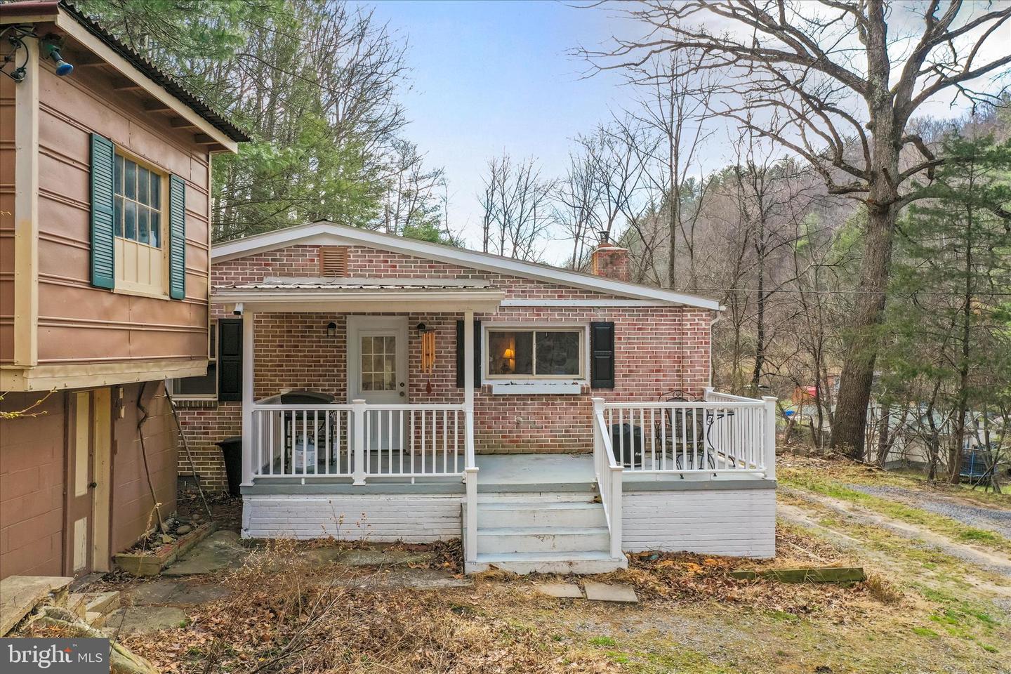 3699 Waites Run Rd Property Photo 13