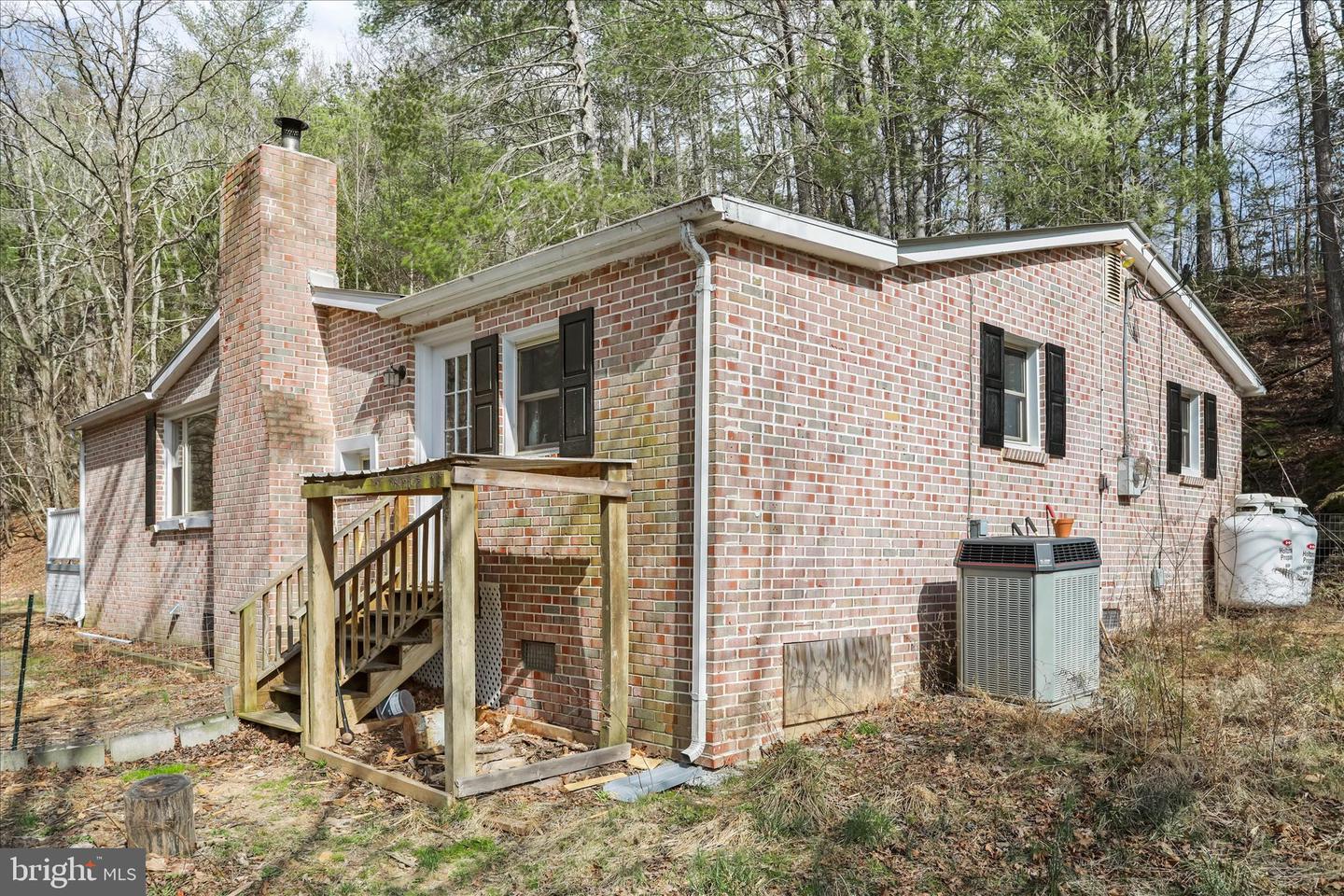 3699 Waites Run Rd Property Photo 17