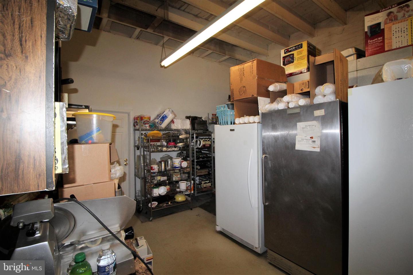 80 West Main Street Property Photo 7